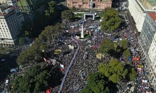 24 de Marzo - Demostración rotunda contra el negacionismo