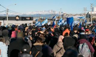 Tierra del Fuego - En defensa del trabajo y la soberanía