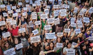 Con los trabajadores al frente, por una salida rebelde y popular