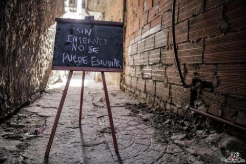 ¡No a la apertura de escuelas en pandemia!