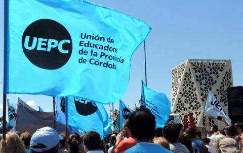 Paro y movilización en defensa de la educación y el salario